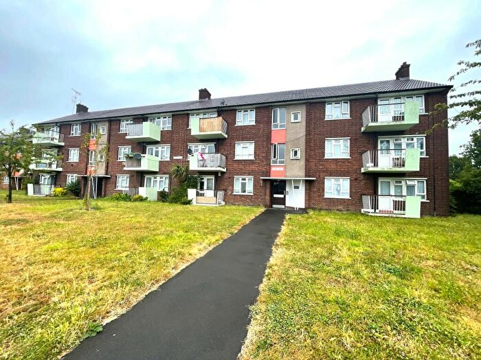 1 Bedroom Apartment To Rent In Rainham Road South, Dagenham, RM10