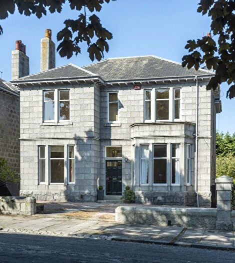 5 Bedroom Detached House For Sale In Rubislaw Den North, Aberdeen, AB15