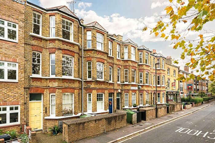 1 Bedroom Flat For Sale In Fitzalan Street, Kennington, SE11