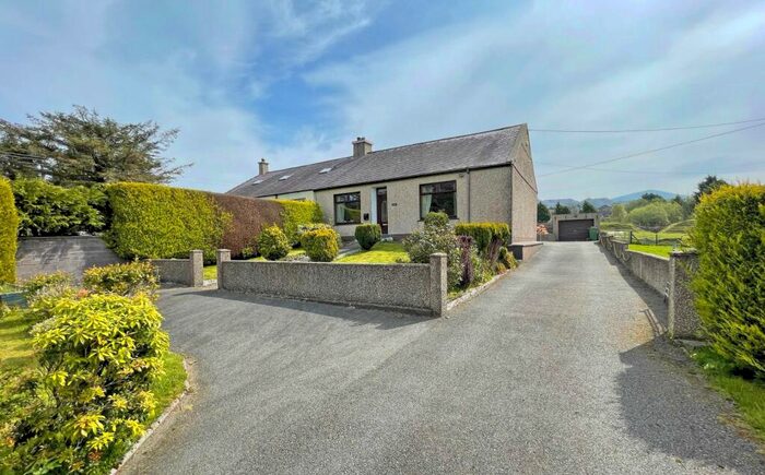 3 Bedroom Semi-Detached House For Sale In Carmel, Caernarfon, Gwynedd, LL54