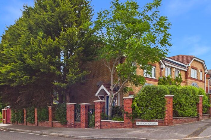 3 Bedroom End Of Terrace House For Sale In Queen Mary Road, Sheffield, South Yorkshire, S2