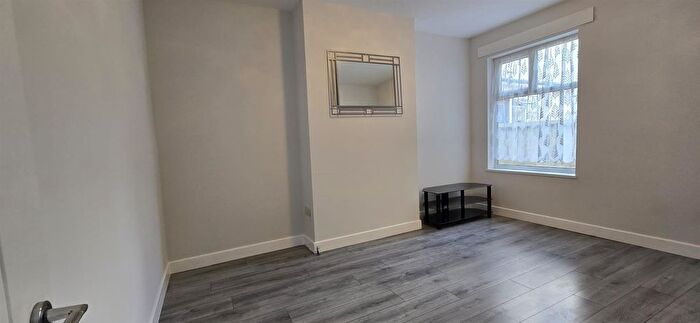 3 Bedroom Terraced House To Rent In Norman Street, Dudley, DY2