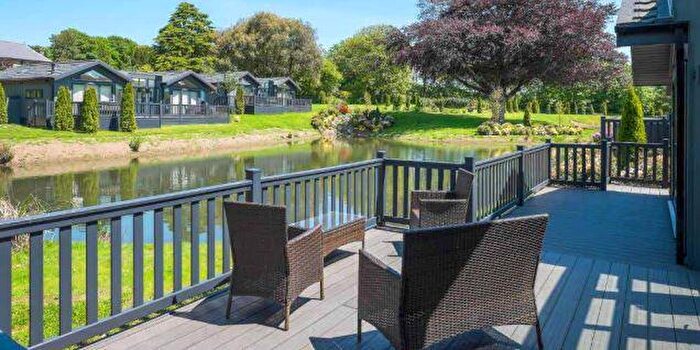 2 Bedroom Park Home For Sale In Kentisbury Grange, EX31