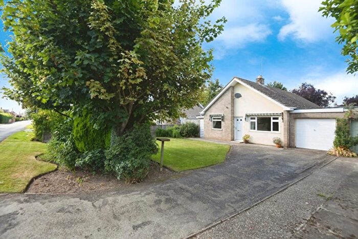 3 Bedroom Bungalow For Sale In The Stitch, Friday Bridge, Wisbech, Cambs, PE14