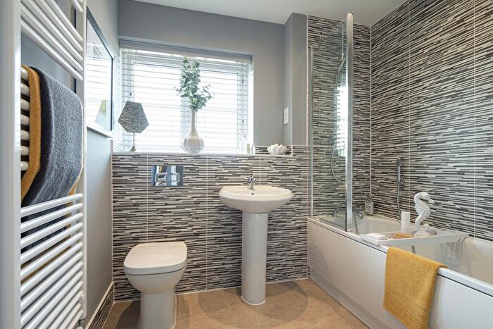 3 Bedroom Terraced House For Sale In Doughton Road (off, Coggeshall Road), Kelvedon, CO5