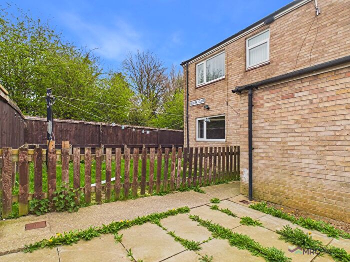 3 Bedroom Terraced House To Rent In Falkirk Close, Hull, HU7