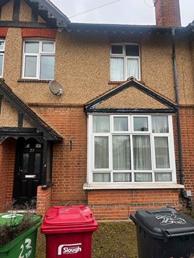 3 Bedroom Terraced House To Rent In Willoughby Road, Slough, SL3