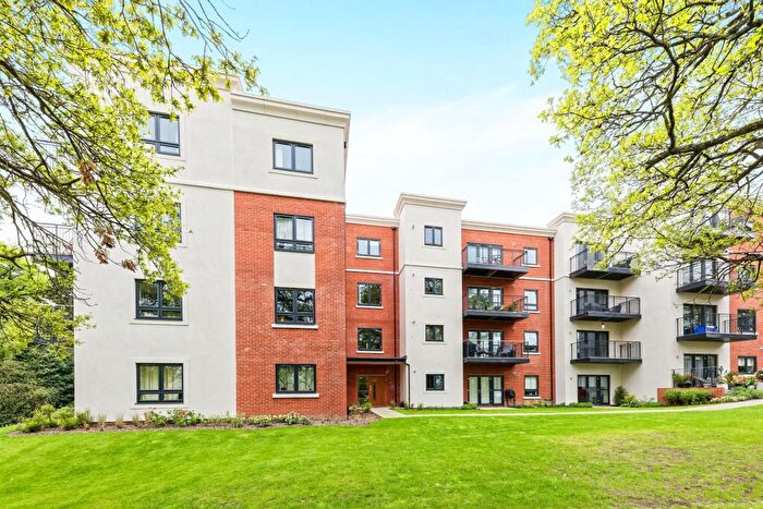 2 Bedroom Flat To Rent In Queens Quarter, London Road, Binfield, RG42