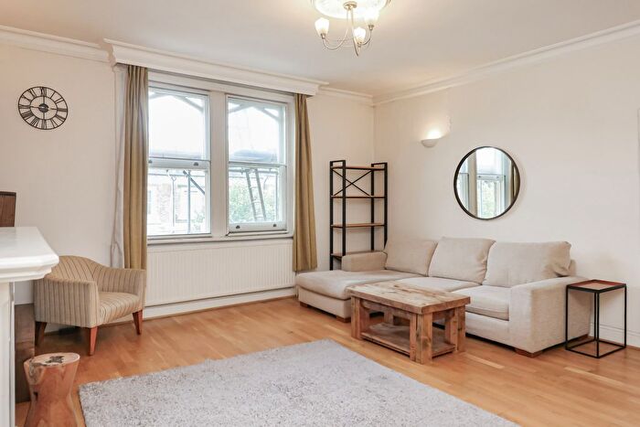 2 Bedroom Flat To Rent In Holland Road, West Kensington, W14