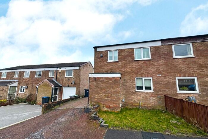 2 Bedroom Semi Detached House To Rent In The Beeches, Matlock, DE4