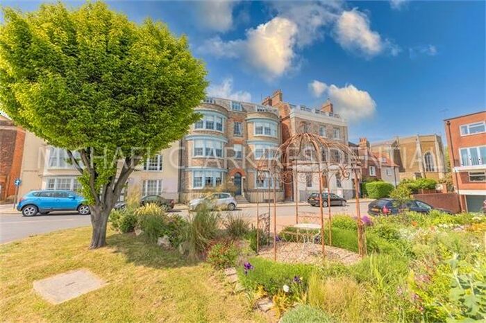 4 Bedroom Town House To Rent In Kings Quay Street, Harwich, CO12