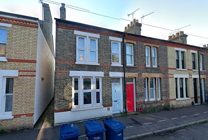 4 Bedroom End Terrace House To Rent In Thoday Street, Cambridge, CB1