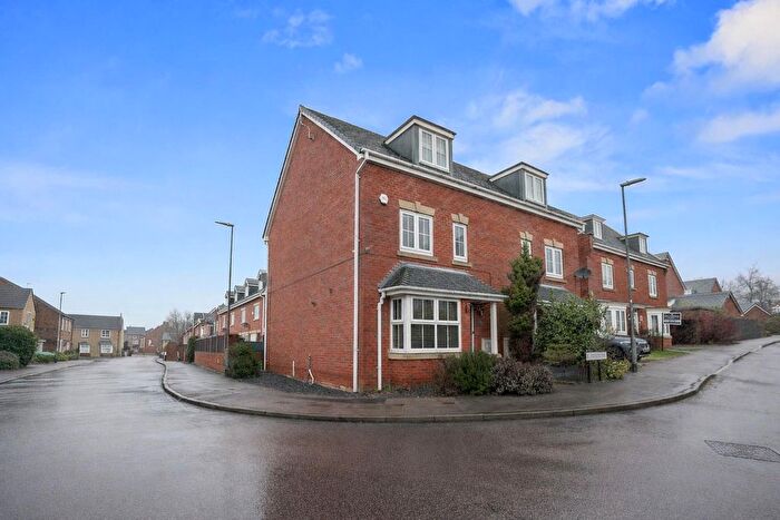 4 Bedroom Semi Detached House For Sale In Springfield Way, Millhouse Green, S36