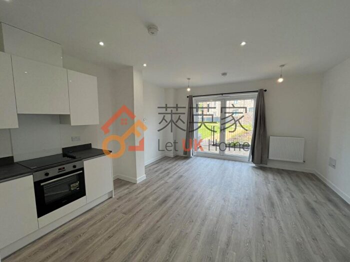 3 Bedroom House To Rent In Lanchester Close, Birmingham, B12