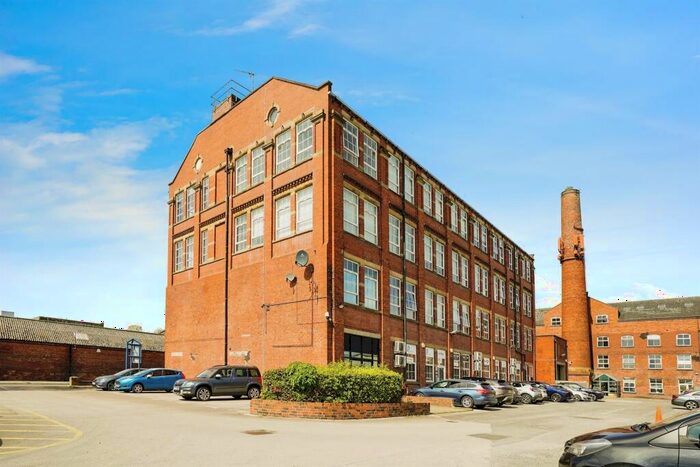 2 Bedroom Apartment For Sale In Commercial Street, Morley, Leeds, LS27
