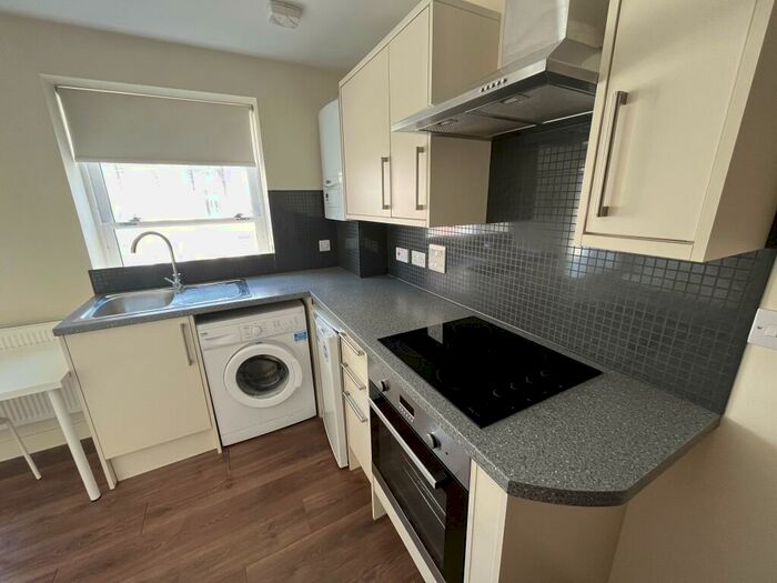 Studio To Rent In - Old Christchurch Road, Bournemouth, BH1