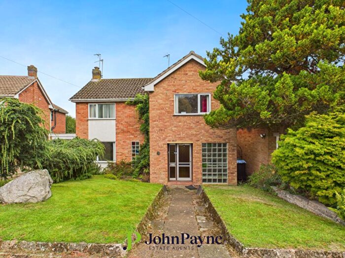 4 Bedroom Detached House For Sale In Whitelaw Crescent, Allesley, Coventry, CV5