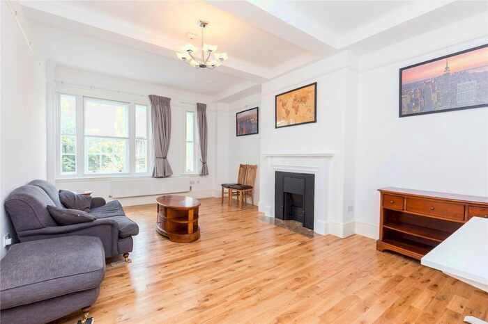 1 Bedroom Flat To Rent In Chalfont Court, Baker Street, London, NW1