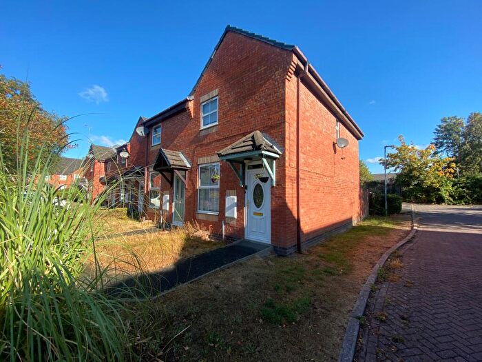 2 Bedroom End Of Terrace House For Sale In Fairburn Avenue, Crewe, CW2