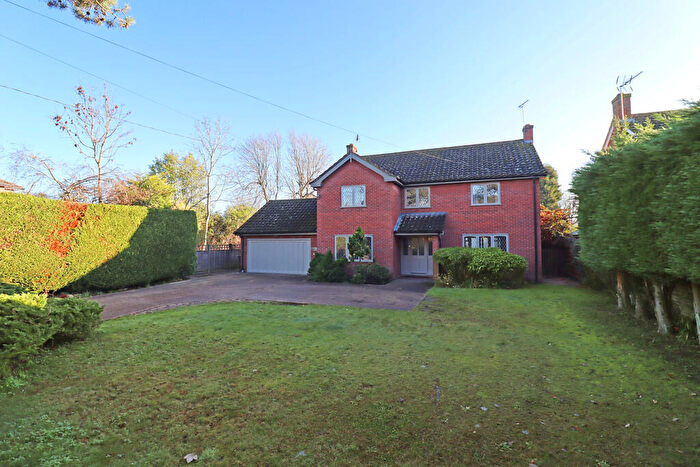 5 Bedroom Detached House For Sale In Gaston Street, East Bergholt, CO7