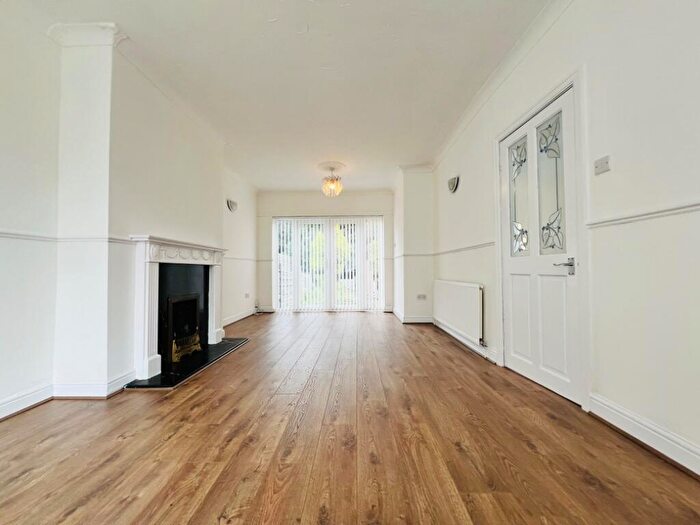 3 Bedroom Semi-Detached House To Rent In Castleton Avenue, Stretford, Manchester, M32