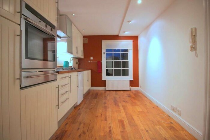 2 Bedroom Flat To Rent In Caledonian Road, London, N1