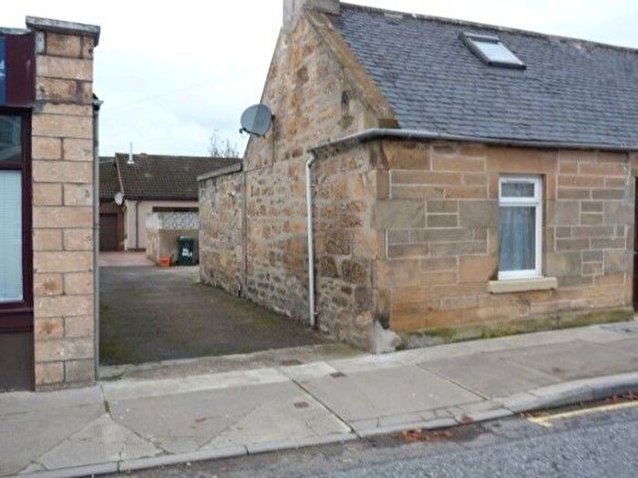 2 Bedroom Cottage To Rent In North Street, Elgin, IV30