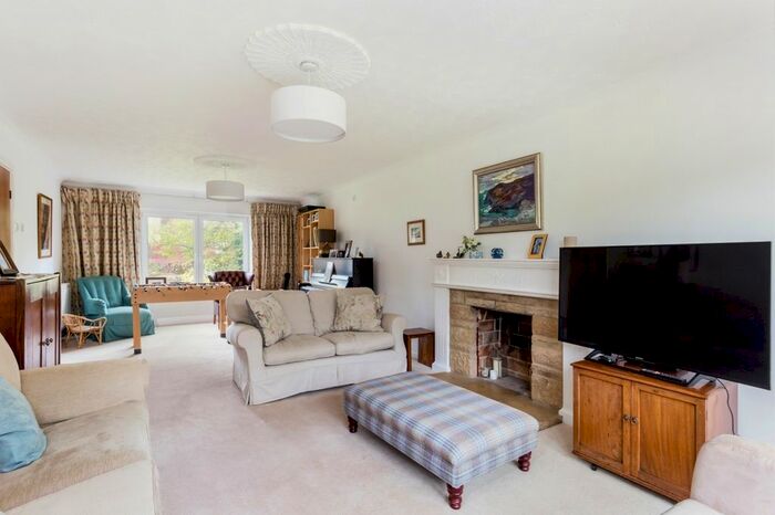 5 Bedroom Detached House To Rent In Noverton Lane, Prestbury, GL52