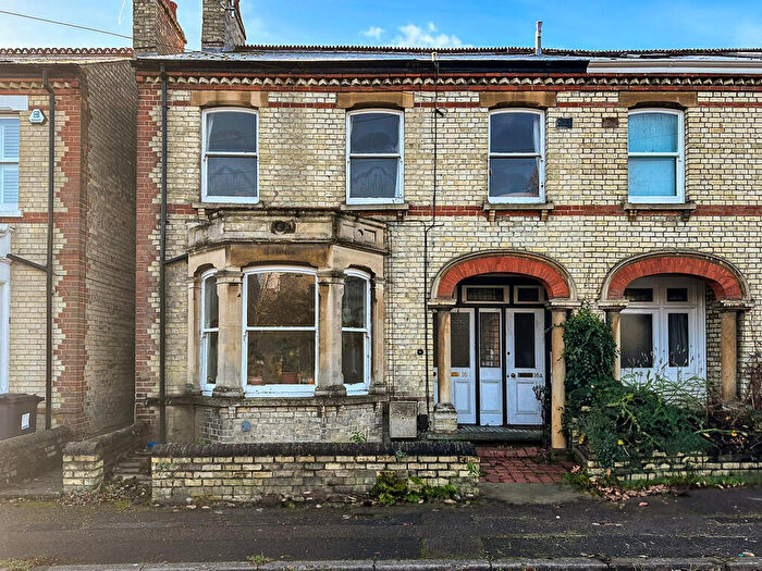 2 Bedroom Apartment To Rent In Magrath Avenue, Cambridge, CB4