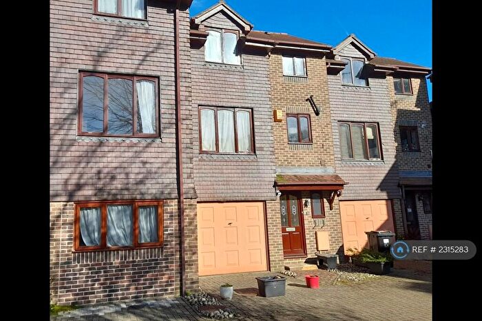 2 Bedroom Terraced House To Rent In Preston Village Mews, Brighton, BN1