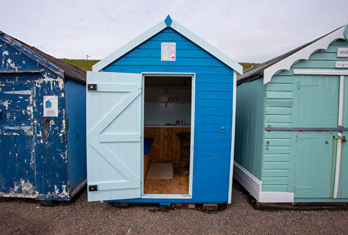 Chalet For Sale In Beach Hut, IP11