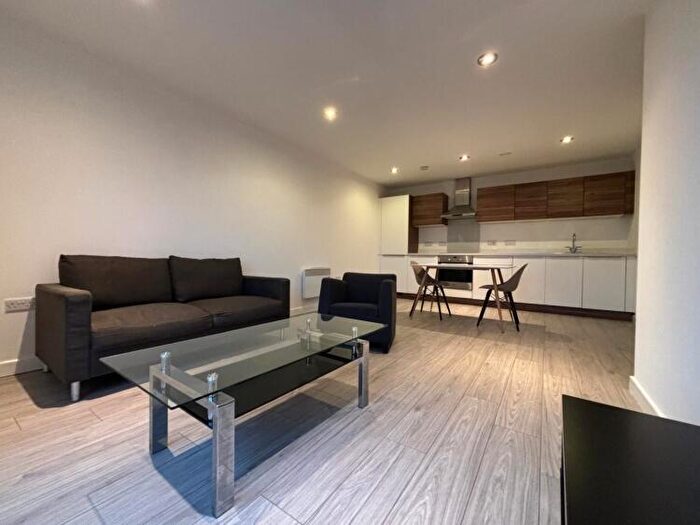 2 Bedroom Apartment To Rent In Alto, Sillavan Way Salford Greater Manchester, M3