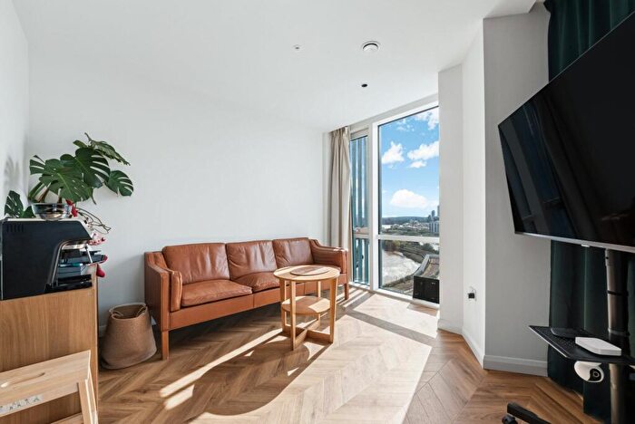 2 Bedroom Apartment To Rent In Manor Road, London, E16