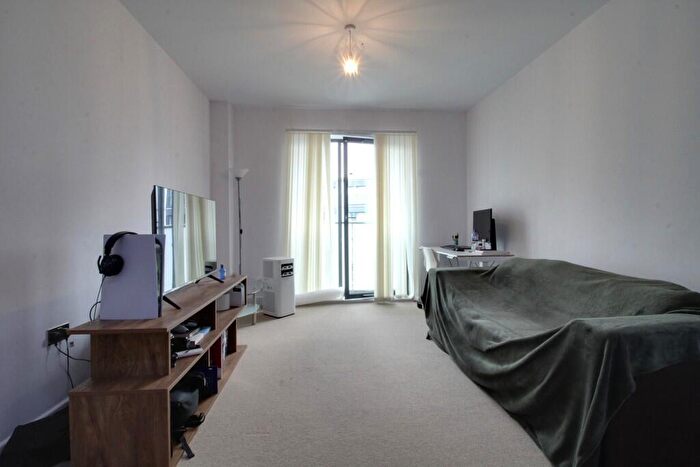 1 Bedroom Apartment To Rent In Honduras Wharf, Summer Lane, Birmingham City Centre, B19