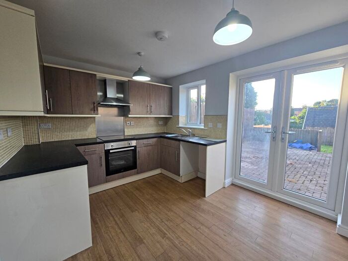 3 Bedroom Property To Rent In Dynevor Road, Neath, SA10