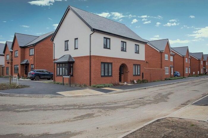 4 Bedroom Detached House To Rent In Greenfield Way, Hampton Water, Peterborough., PE7