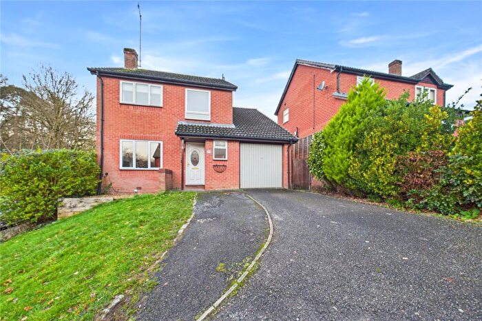 4 Bedroom Detached House To Rent In Stable Close, Burghfield Common, Reading, Berkshire, RG7