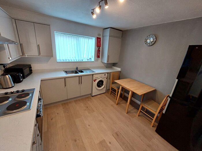 4 Bedroom Terraced House To Rent In Milton Green, Newcastle Upon Tyne, NE2