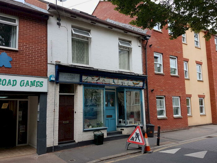 2 Bedroom Flat To Rent In Clifton Street, Exeter, EX1