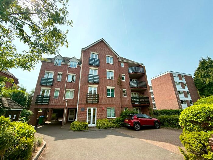 2 Bedroom Flat To Rent In Westwood Road, Southampton, SO17