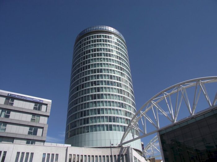 1 Bedroom Flat To Rent In The Rotunda, New Street, Birmingham, West Midlands, B2