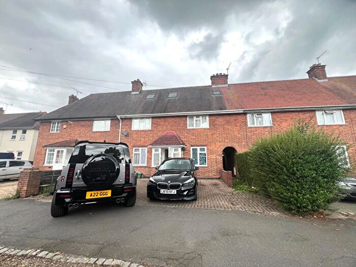 7 Bedroom Semi-Detached House To Rent In Central Avenue, Hayes, UB3