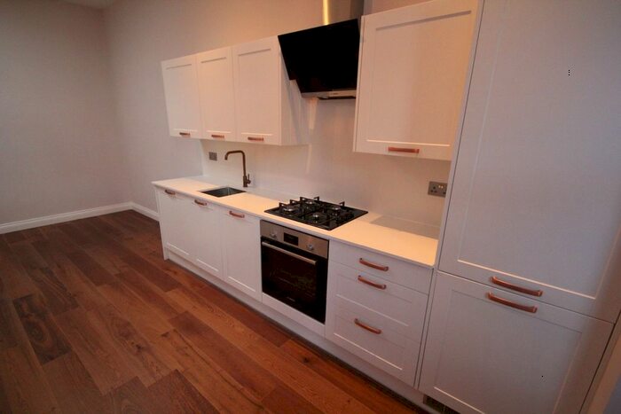 1 Bedroom Flat To Rent In High Street, Rickmansworth, WD3