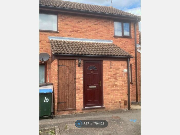 2 Bedroom Maisonette To Rent In Blackshaw Drive, Walsgrave On Sowe, Coventry, CV2