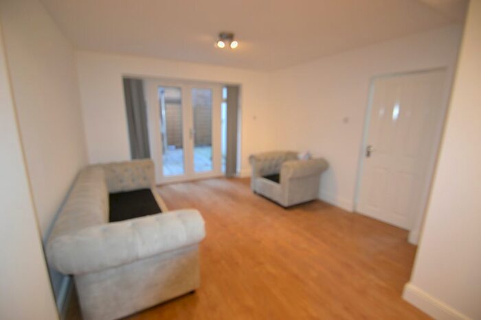 2 Bedroom Flat To Rent In Balaam Street, London E13