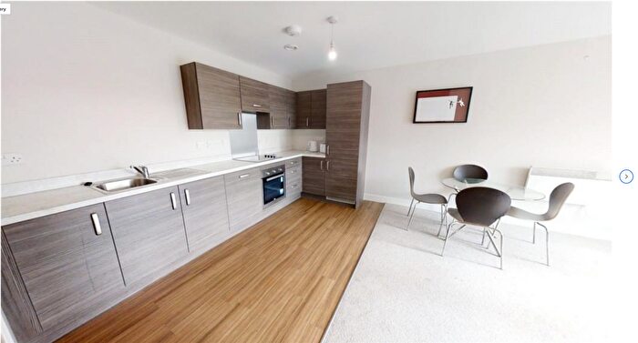 2 Bedroom Flat To Rent In Bridgewater Point, Worrall Street, Salford, Greater Manchester, M5