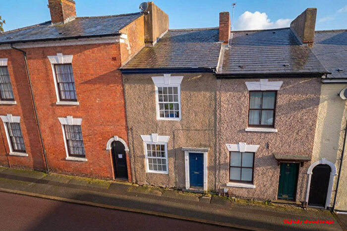 3 Bedroom Terraced House For Sale In Craven Street, Earsldon, - Period Property - No Onwards Chain, CV5
