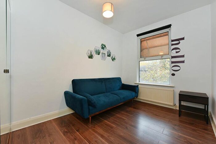 1 Bedroom Flat To Rent In Fonthill Road, London, N4