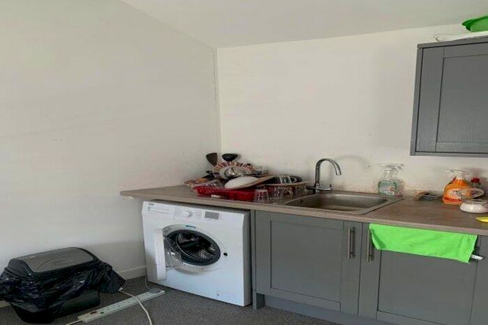 1 Bedroom Flat To Rent In Beighton Street, Sutton-In-Ashfield, NG17