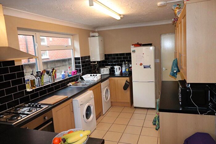 5 Bedroom House To Rent In Forster Road, Portswood, SO14